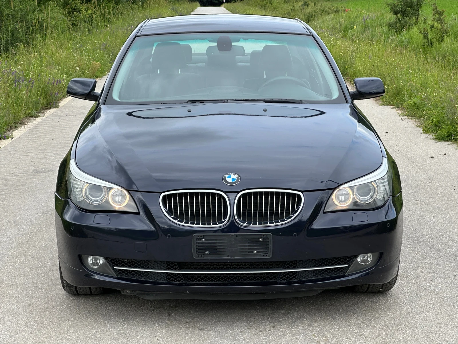 BMW 530 3.0XD - изображение 2