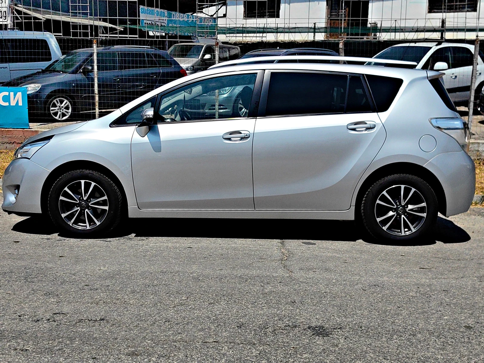 Toyota Verso 1.8FACELIFT!!ШВЕЙЦАРИЯ!!7 МЕСТЕН!ТОП!НАВИГАЦИЯ!! - изображение 2