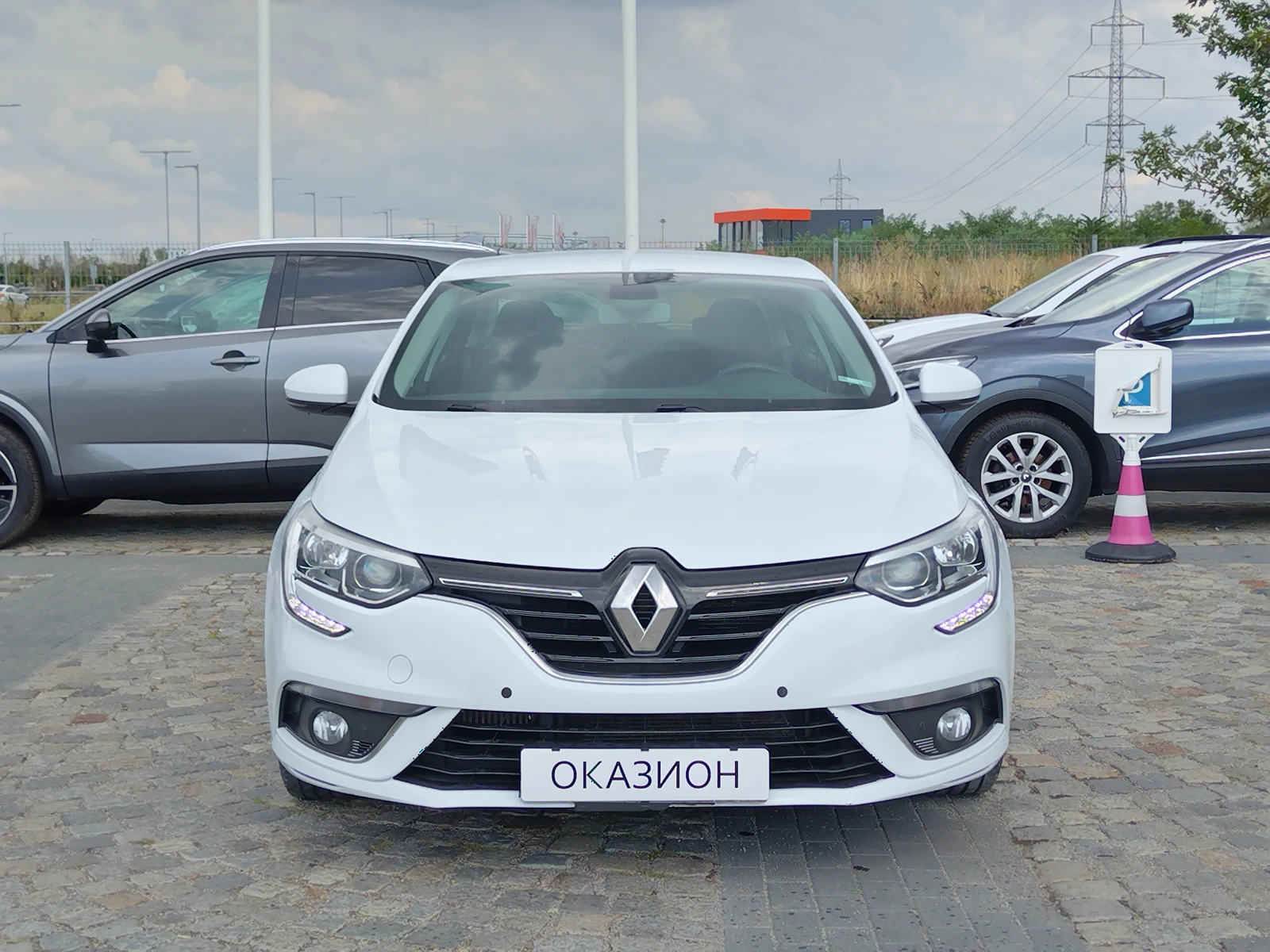 Renault Megane 1.3TCe 140 к.с./Life - изображение 2