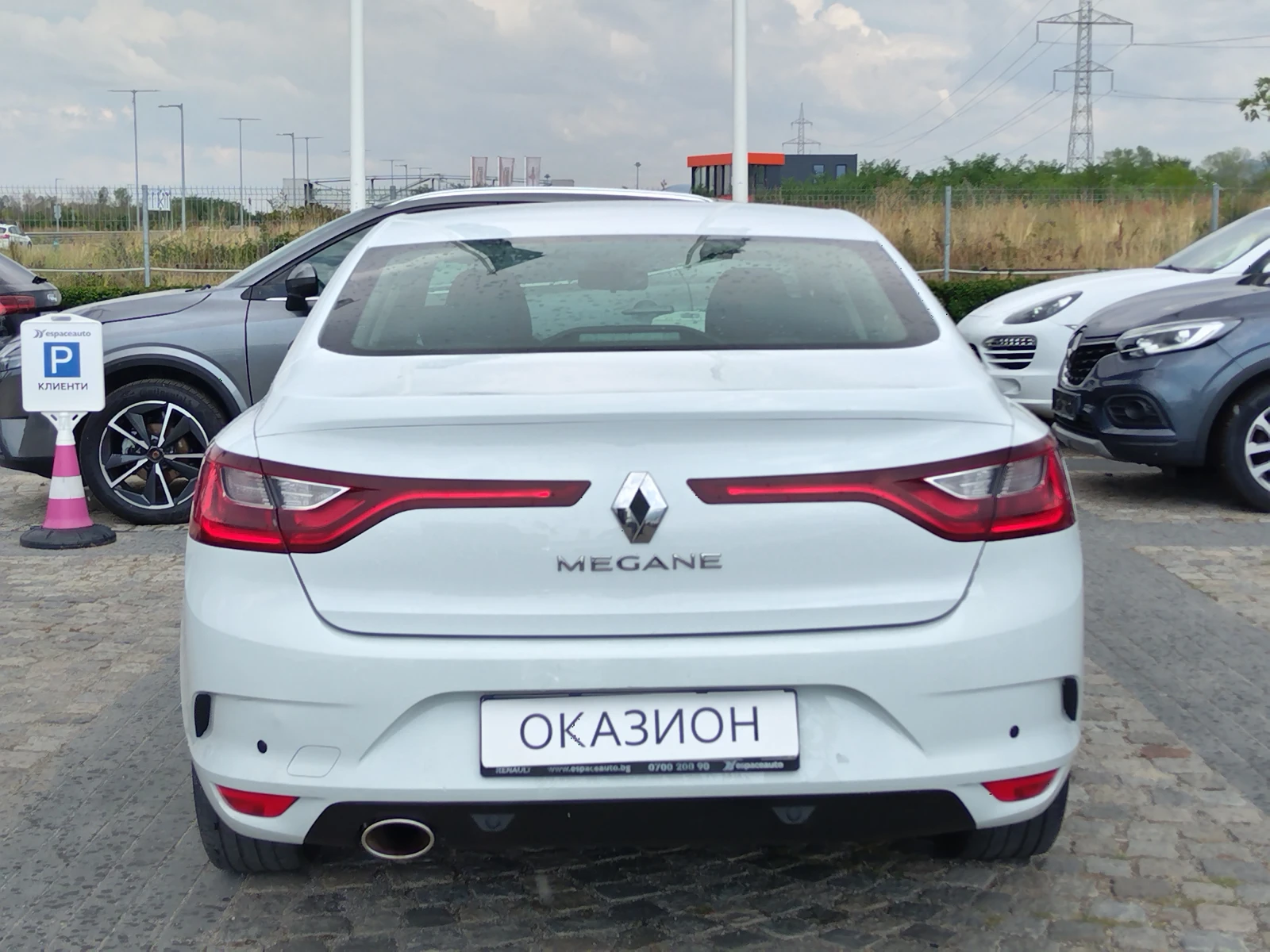 Renault Megane 1.3TCe 140 к.с./Life - изображение 6