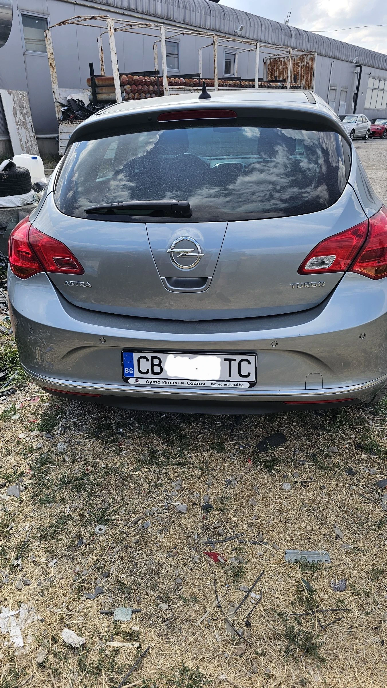 Opel Astra 1.4 Turbo - изображение 6