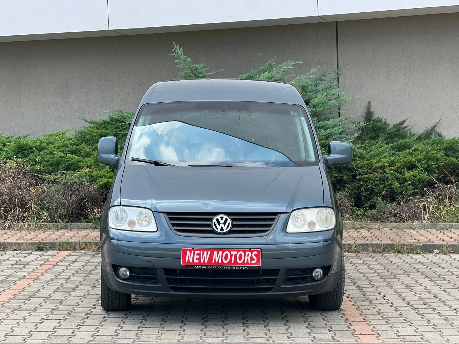 VW Caddy 1.9TDI Лизинг през Уникредит по 260 лева на месец - изображение 2