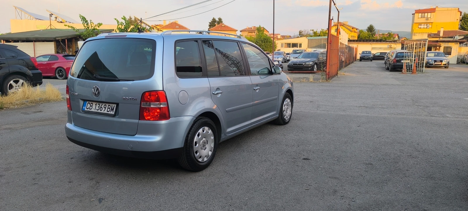VW Touran 2.0-140 - изображение 6