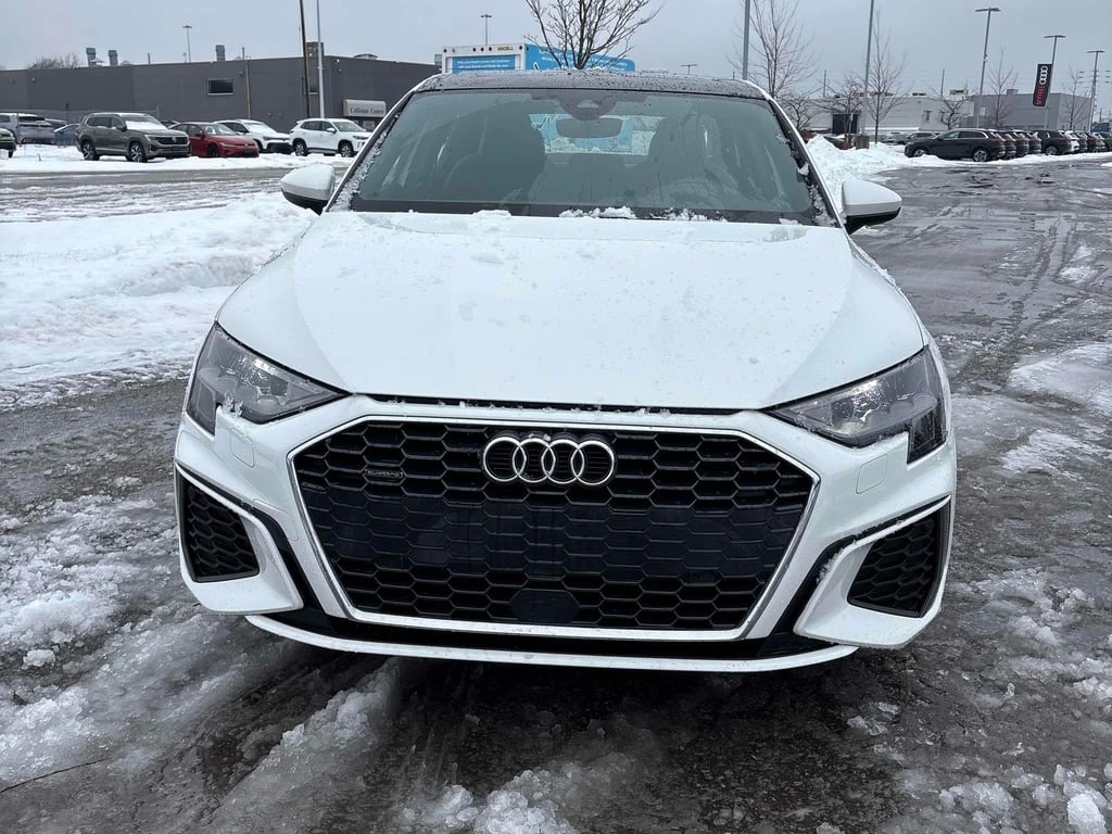 Audi A3 2022 Progressiv * CARFAX * БЕЗ ПЪРВОНАЧАЛНА ВНОСКА - изображение 2