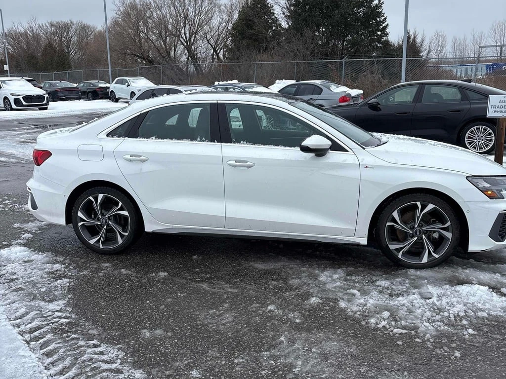 Audi A3 2022 Progressiv * CARFAX * БЕЗ ПЪРВОНАЧАЛНА ВНОСКА - изображение 4