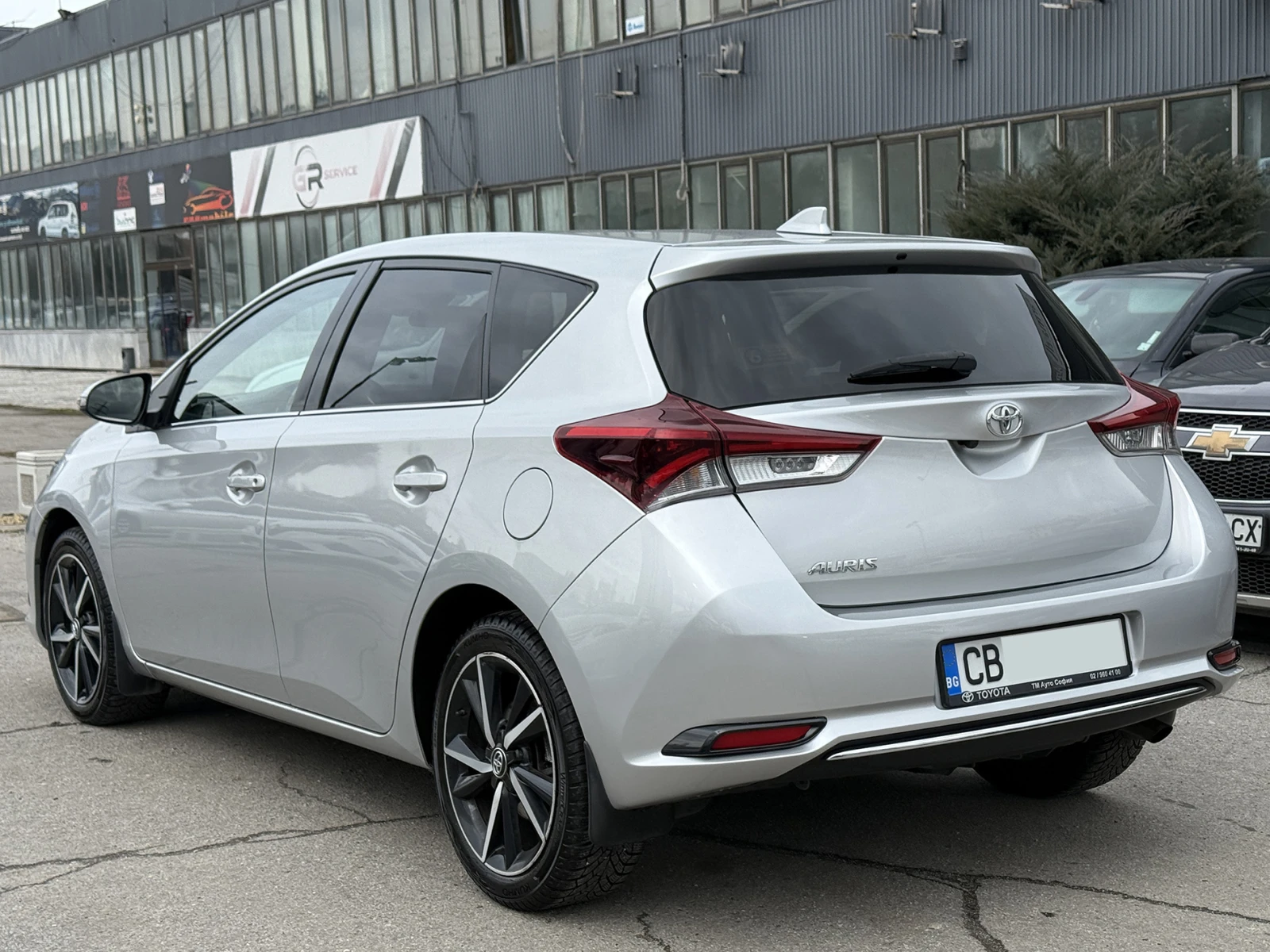 Toyota Auris 1.6 Гаранционен! - изображение 6
