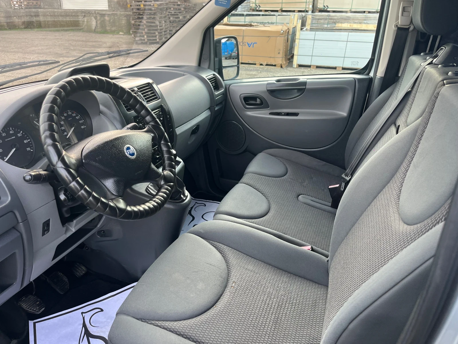 Fiat Scudo Климатик, 6 места - изображение 8