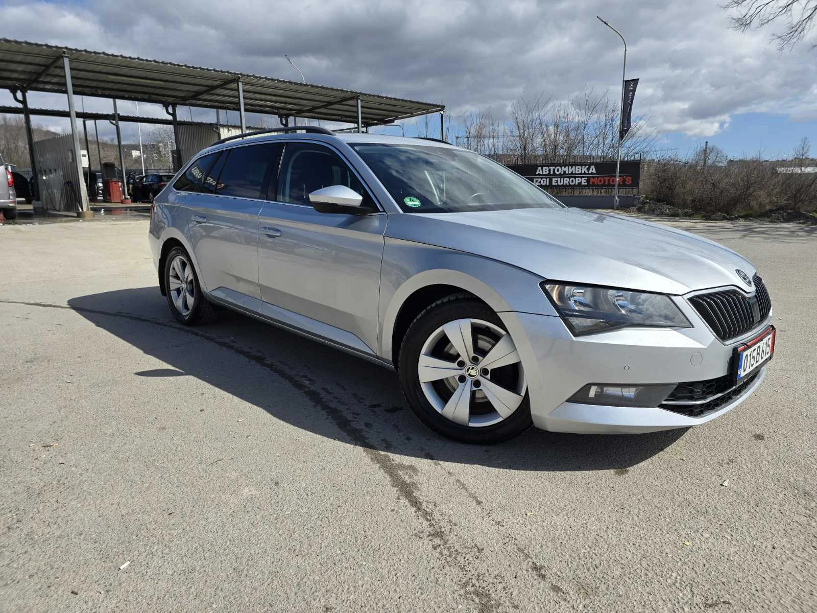 Skoda Superb КАТО ЧИСТО НОВ/DISTRONIK/2.0TDI/150кс, снимка 3 - Автомобили и джипове - 53745682