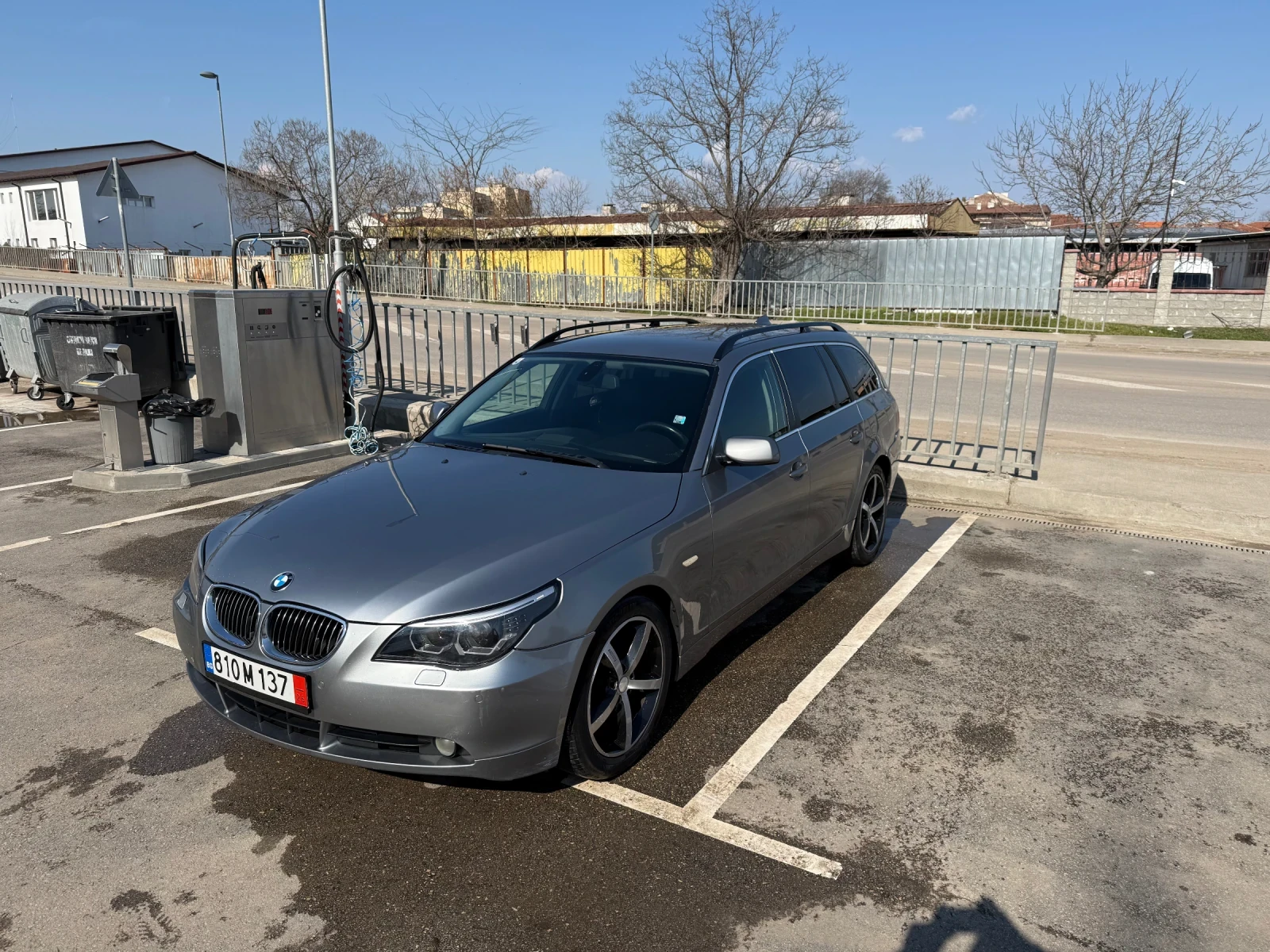 BMW 525