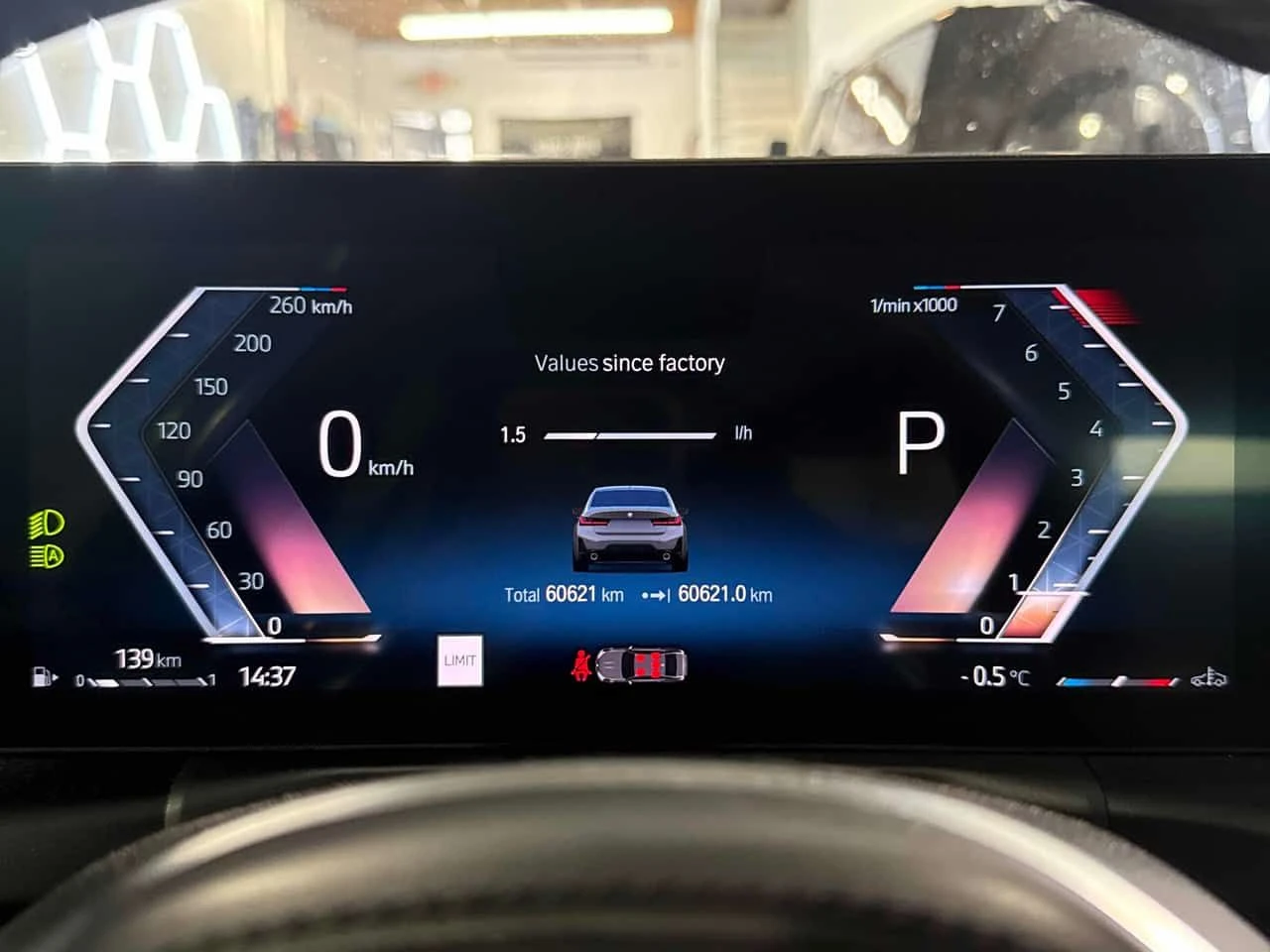 BMW 330 М пакет/xDrive /CARFAX/Нардо грей/2 ключа/, снимка 7 - Автомобили и джипове - 53831510