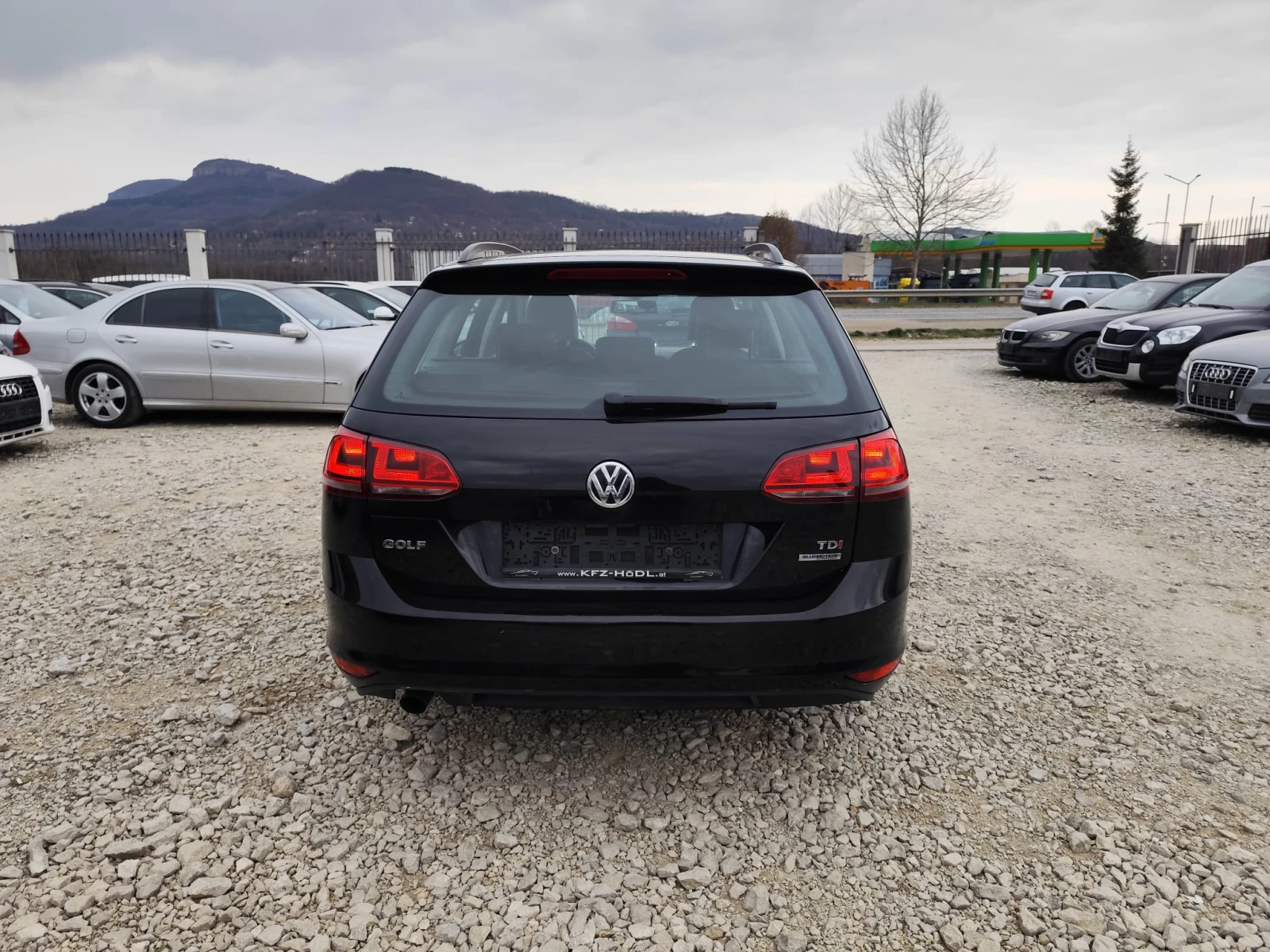 VW Golf 1.6 дизел 105 коня, снимка 6 - Автомобили и джипове - 53915988