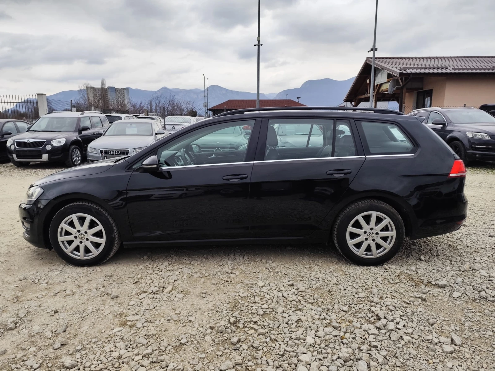 VW Golf 1.6 дизел 105 коня, снимка 9 - Автомобили и джипове - 53915988