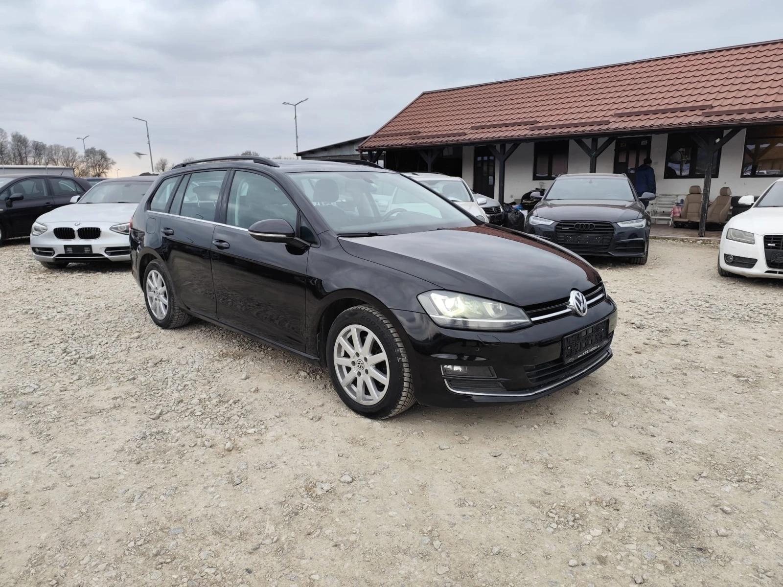 VW Golf 1.6 дизел 105 коня, снимка 3 - Автомобили и джипове - 53915988