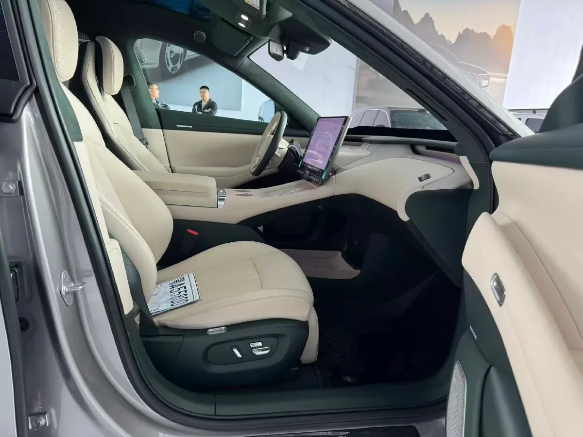 Xiaomi YU7 | Mobile.bg � ����������� 12