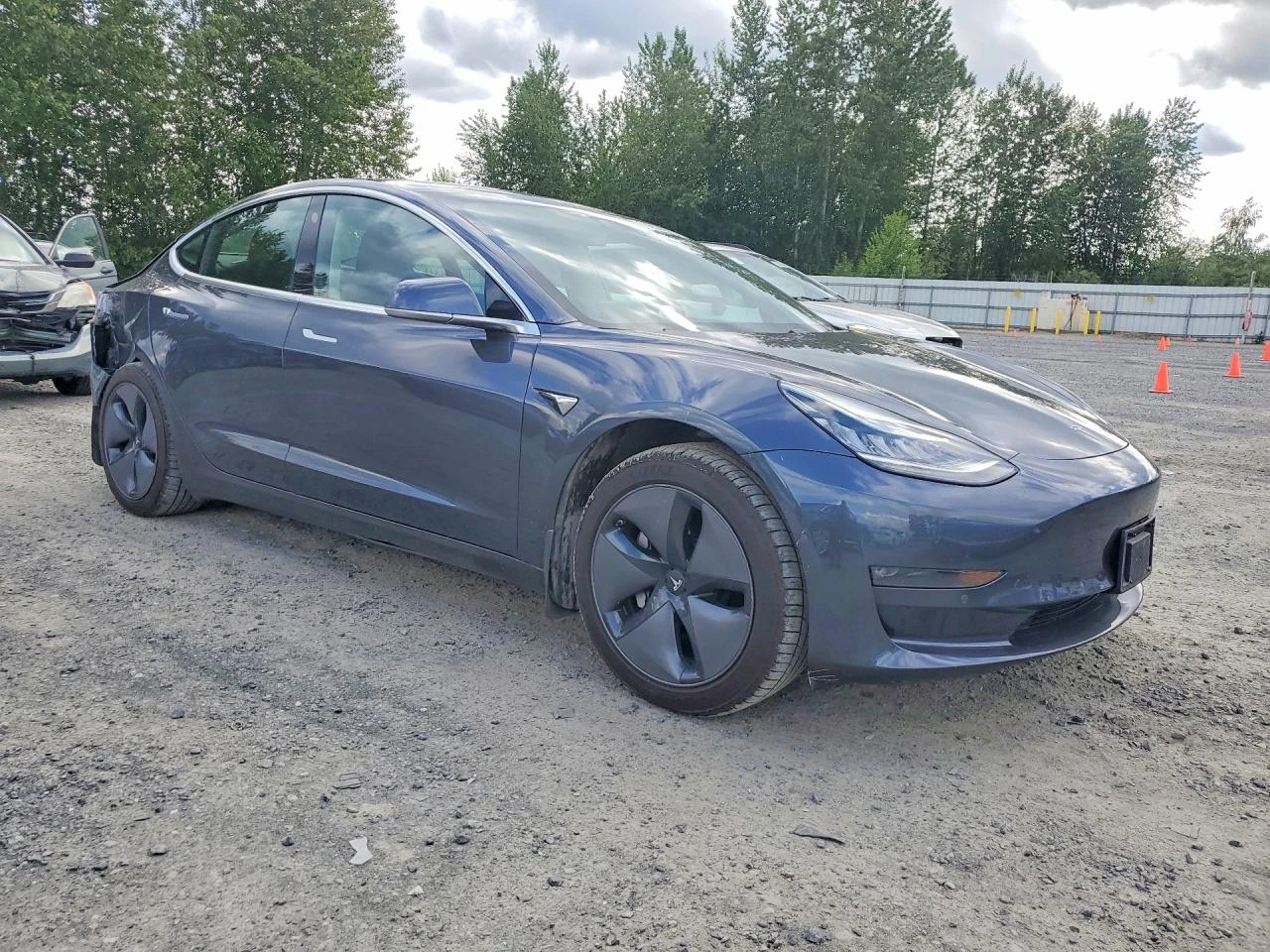 Tesla Model 3, снимка 4 - Автомобили и джипове - 54744008
