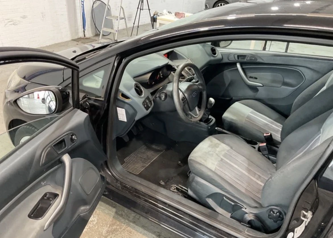 Ford Fiesta 1, 25, снимка 3 - Автомобили и джипове - 55166046