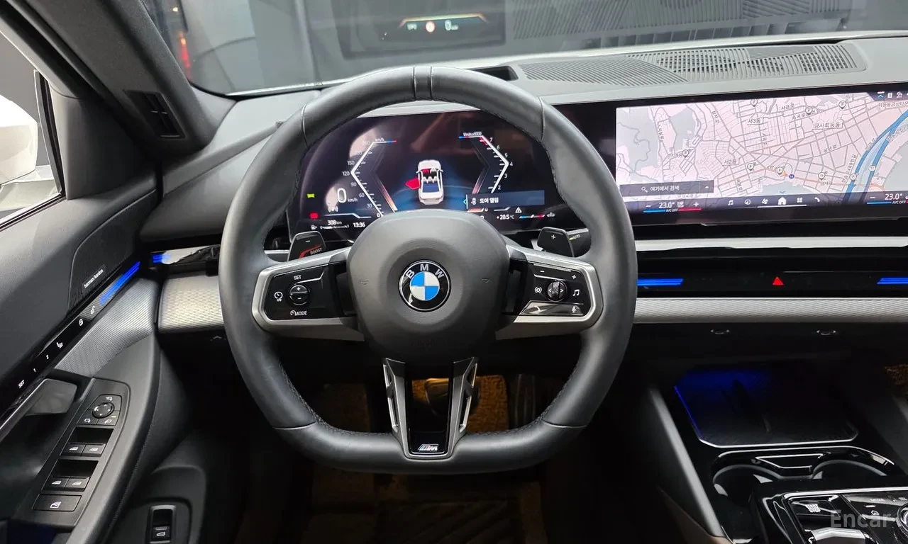 BMW 520 G60 520i M Sport , снимка 12 - Автомобили и джипове - 55202299