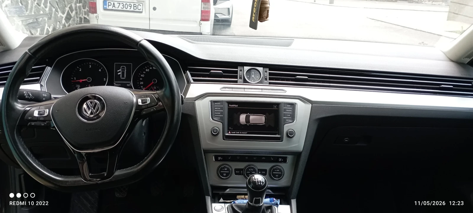VW Passat, снимка 10 - Автомобили и джипове - 55273946