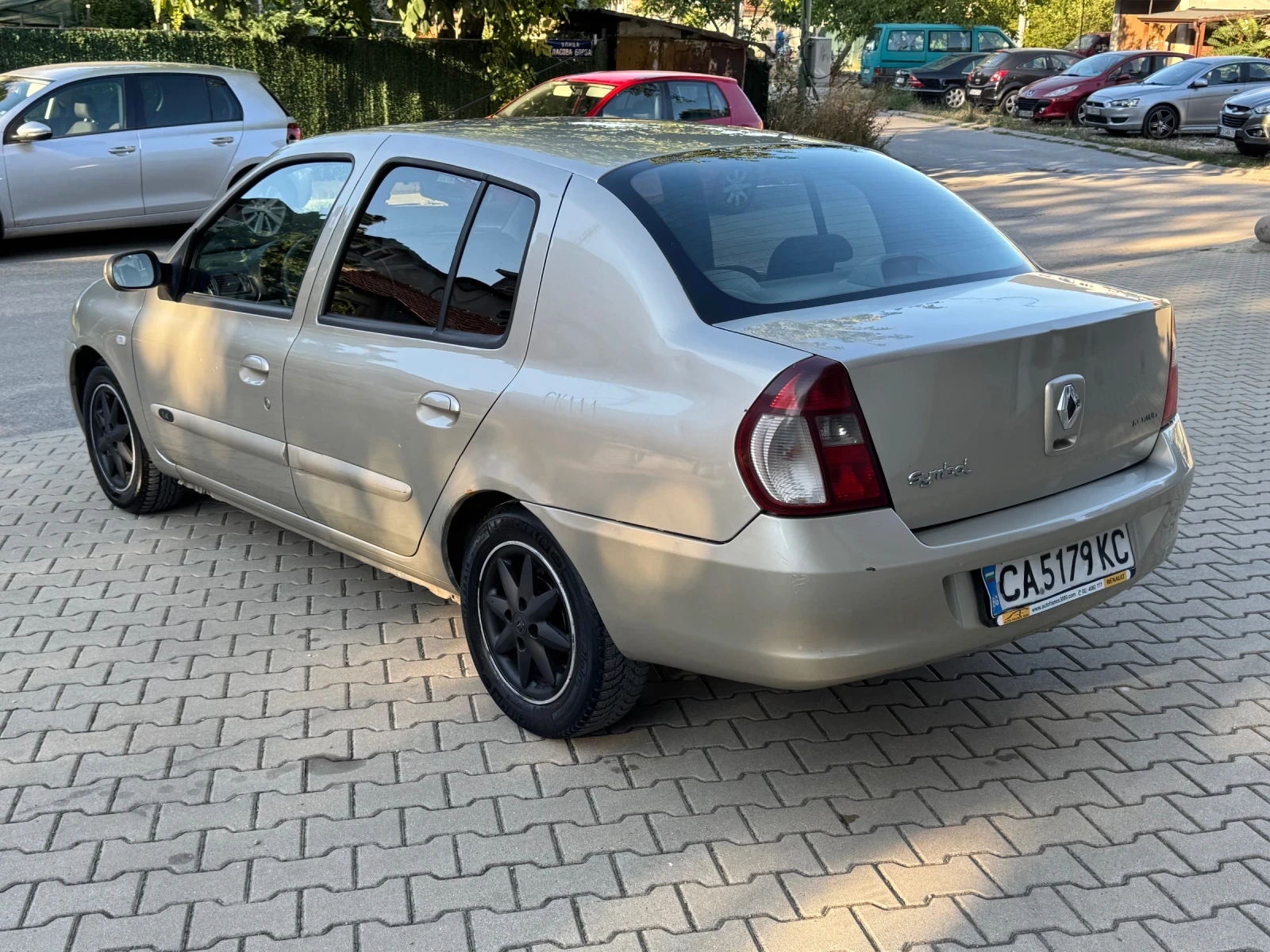 Renault Symbol 1.4 Газов Инжекцион, снимка 7 - Автомобили и джипове - 55517345