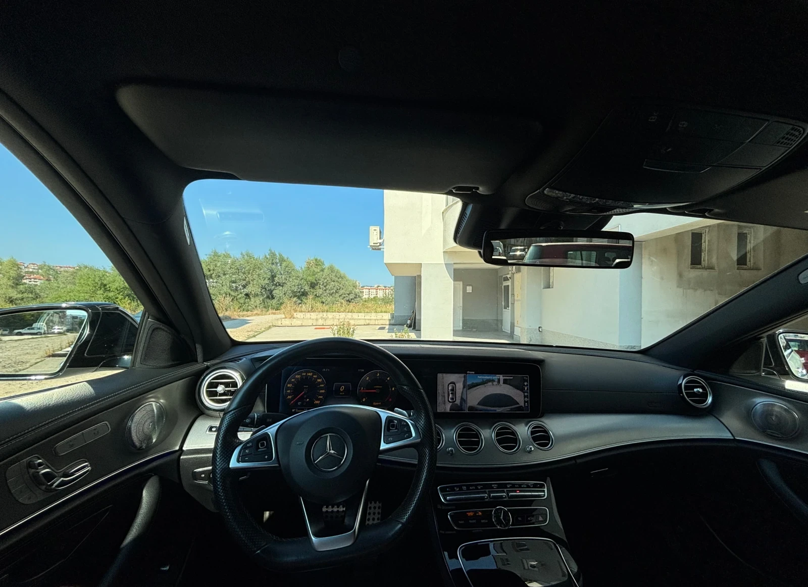 Mercedes-Benz E 350 AMG line, снимка 11 - Автомобили и джипове - 55770939