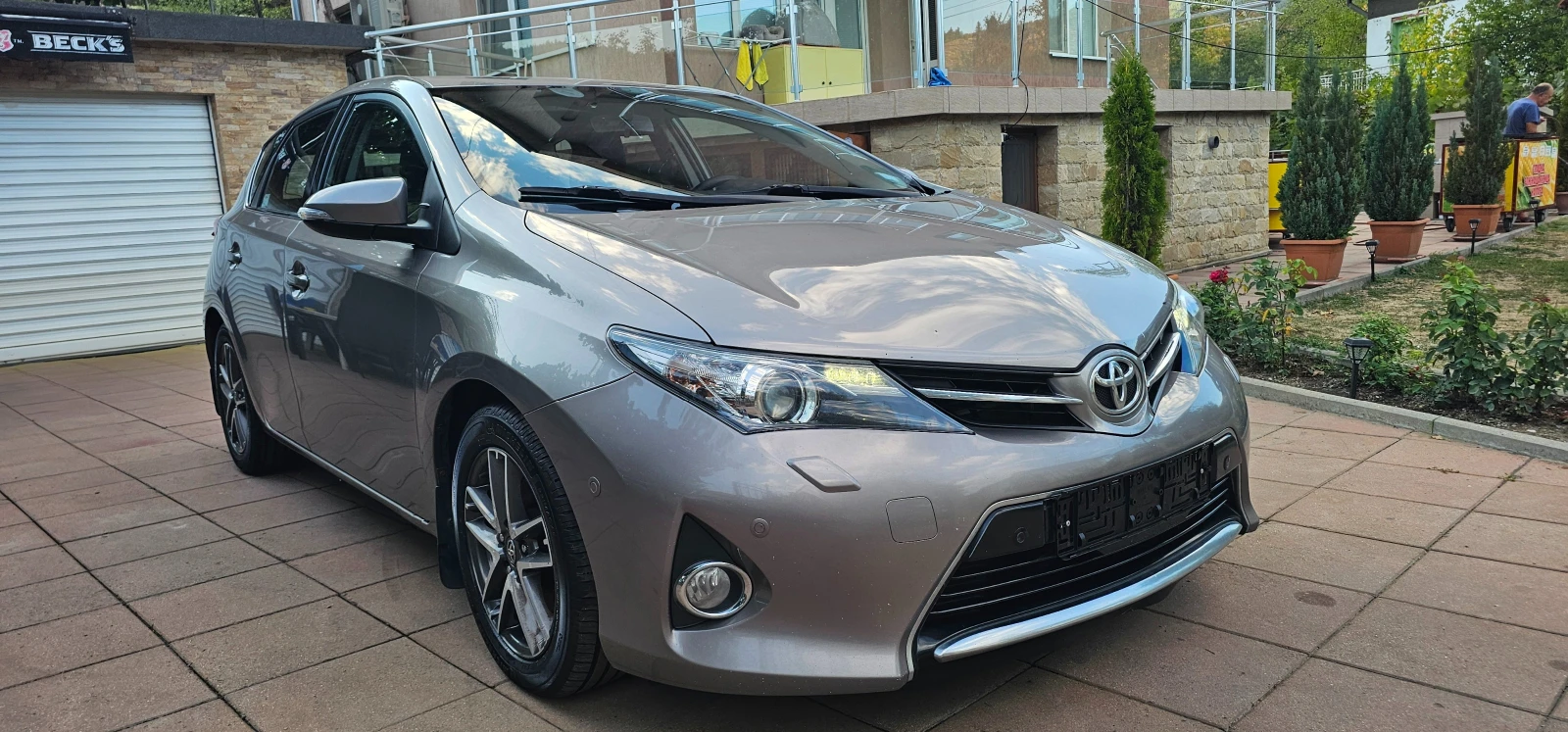 Toyota Auris 2.0-LD-4D