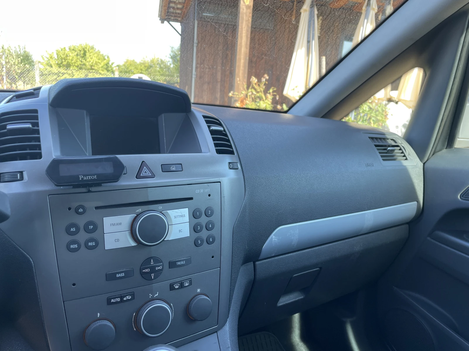 Opel Zafira 1.9CDTI 7 МЕСТА, снимка 12 - Автомобили и джипове - 56323234
