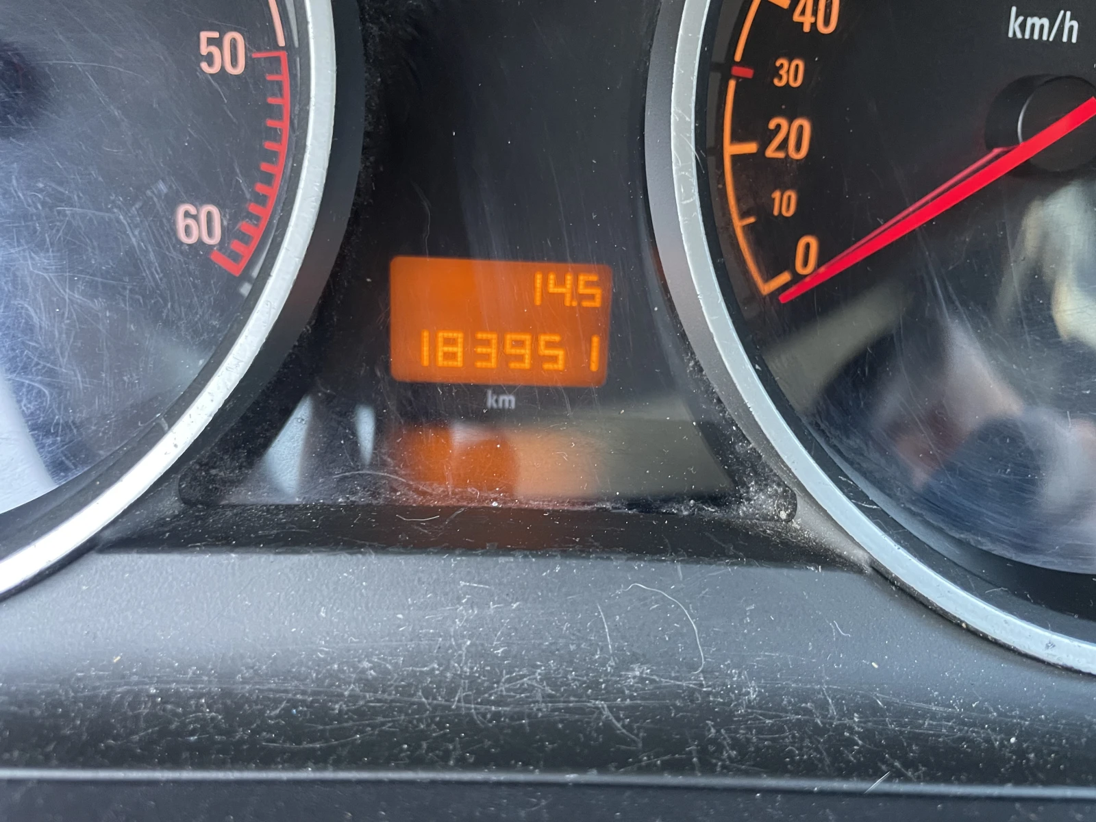 Opel Zafira 1.9CDTI 7 МЕСТА, снимка 10 - Автомобили и джипове - 56323234