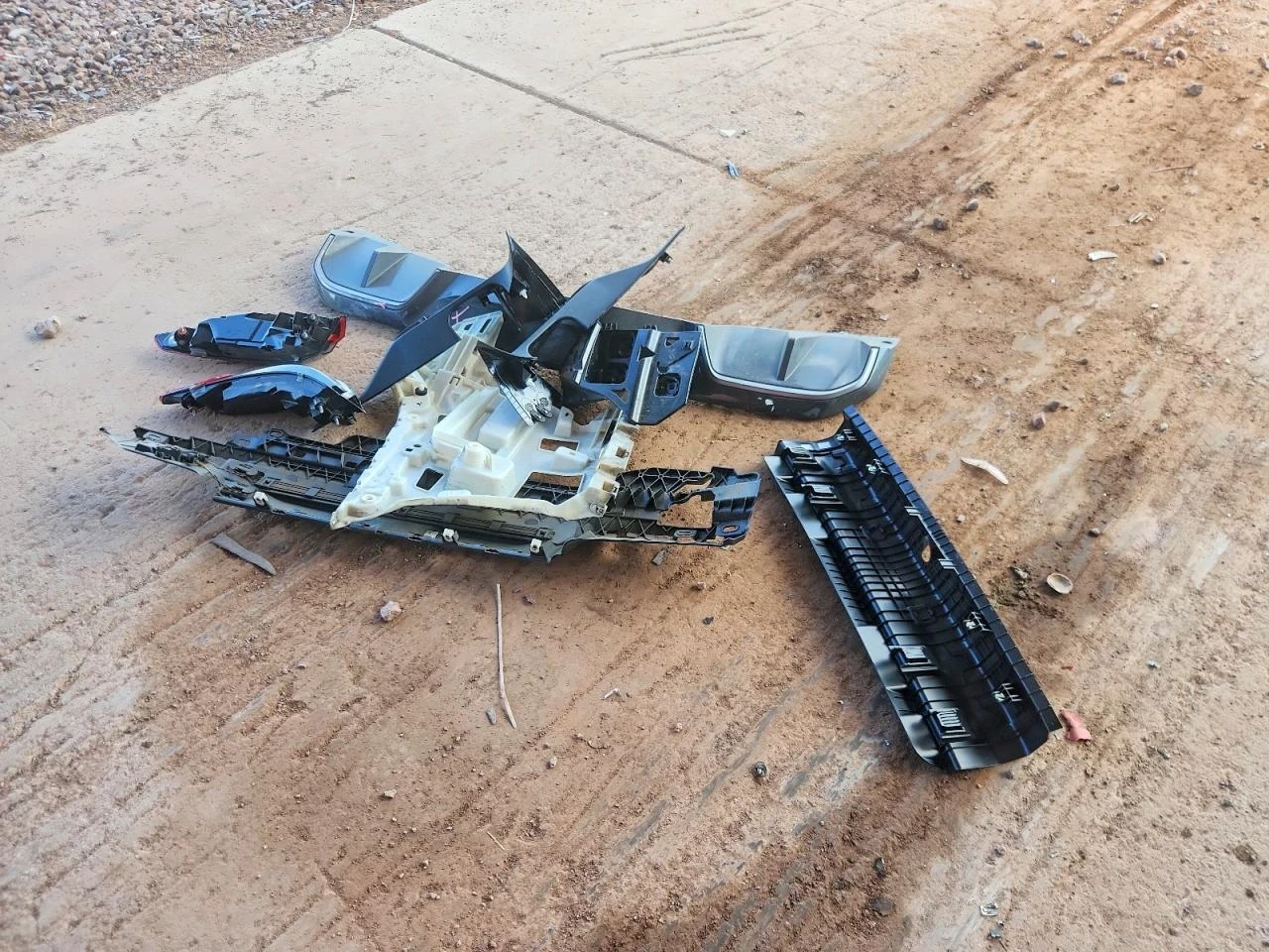 BMW i4 EDRIVE40, снимка 11 - Автомобили и джипове - 56571491