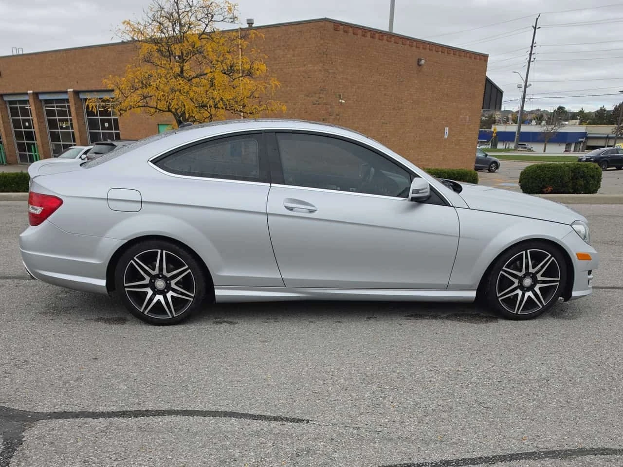 Mercedes-Benz C 350 * CARFAX *  | Mobile.bg � ����������� 3