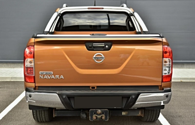 Nissan Navara 2.3 EURO 5 Климатроник 4х4, снимка 6 - Автомобили и джипове - 46472843