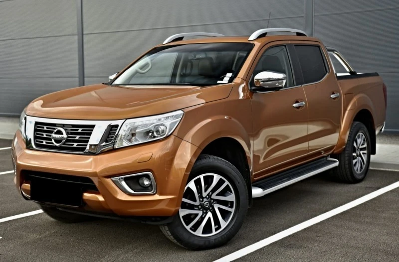 Nissan Navara 2.3 EURO 5 Климатроник 4х4, снимка 1 - Автомобили и джипове - 46472843