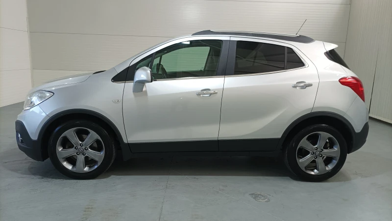 Opel Mokka 1.4 i turbo, снимка 8 - Автомобили и джипове - 48296308