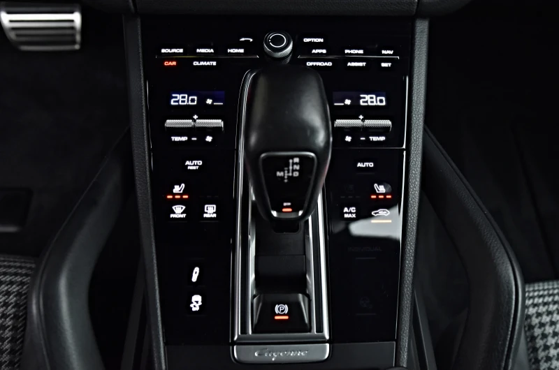 Porsche Cayenne S COUPE BI-TURBO* 360* GT-22* SPORT DESING CARBON, снимка 13 - Автомобили и джипове - 51911743