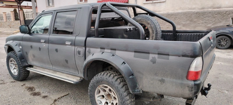 Mitsubishi L200 2.7 TD, снимка 4 - Автомобили и джипове - 53214727
