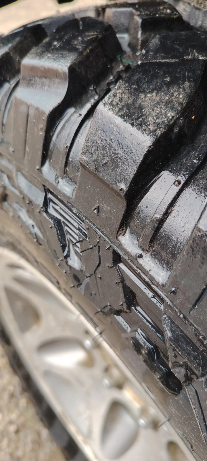 Mitsubishi L200 2.7 TD, снимка 15 - Автомобили и джипове - 53214727