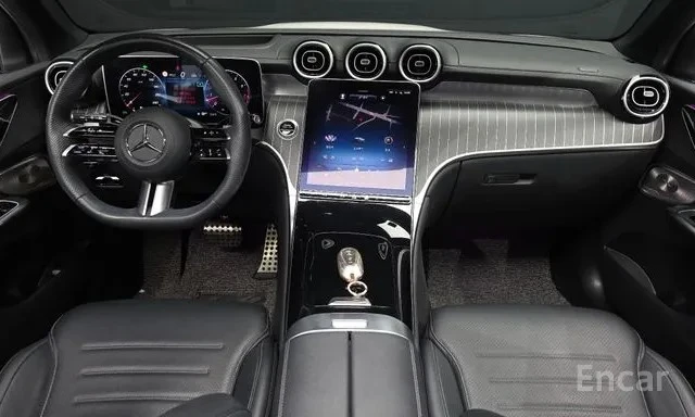 Mercedes-Benz GLC 300 ОБДУХВАНЕ/ПАНОРАМА/ДИСТРОНИК/360 КАМЕРИ, снимка 7 - Автомобили и джипове - 55049403