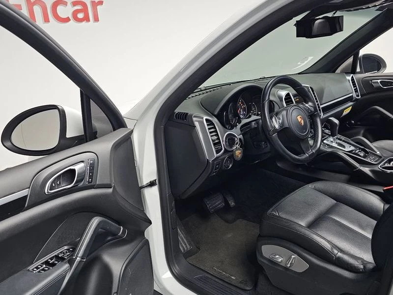 Porsche Cayenne 3.0 Diesel| 245к.с., снимка 10 - Автомобили и джипове - 56071405