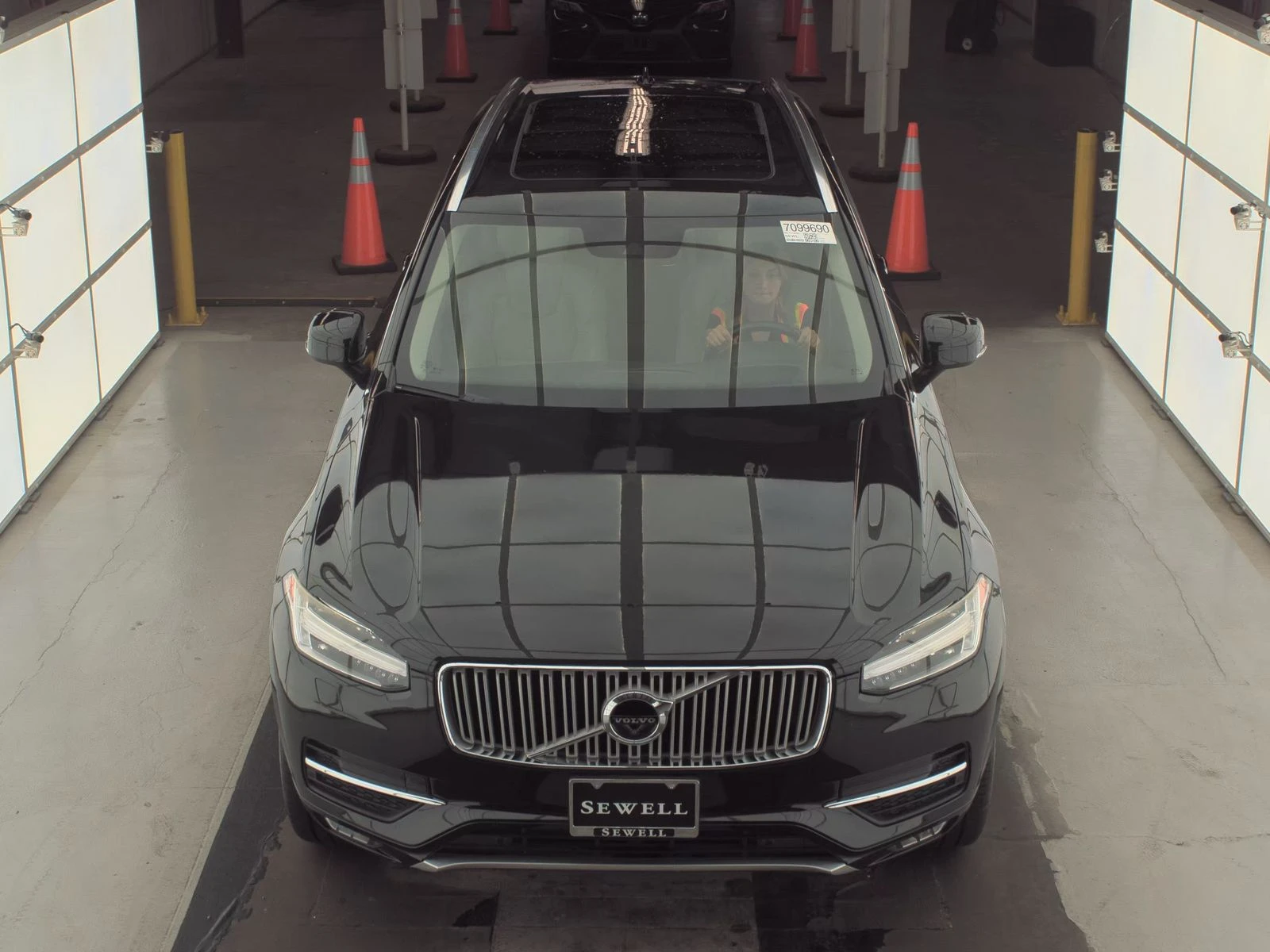 Volvo Xc90 INSCRIPTION Обдух* Диг.табло* 360* Head-Up* Пано*  - изображение 2