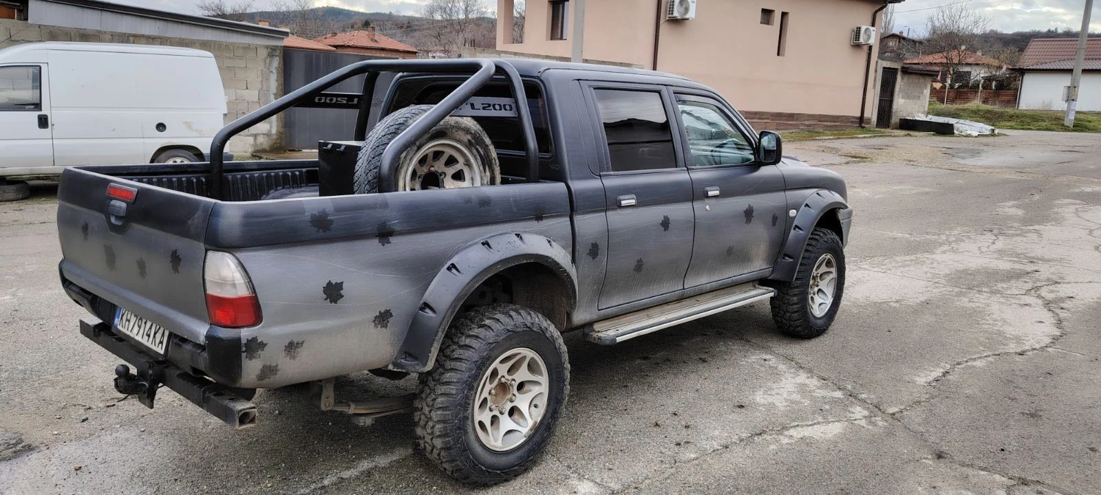 Mitsubishi L200 2.7 TD, снимка 5 - Автомобили и джипове - 53741030