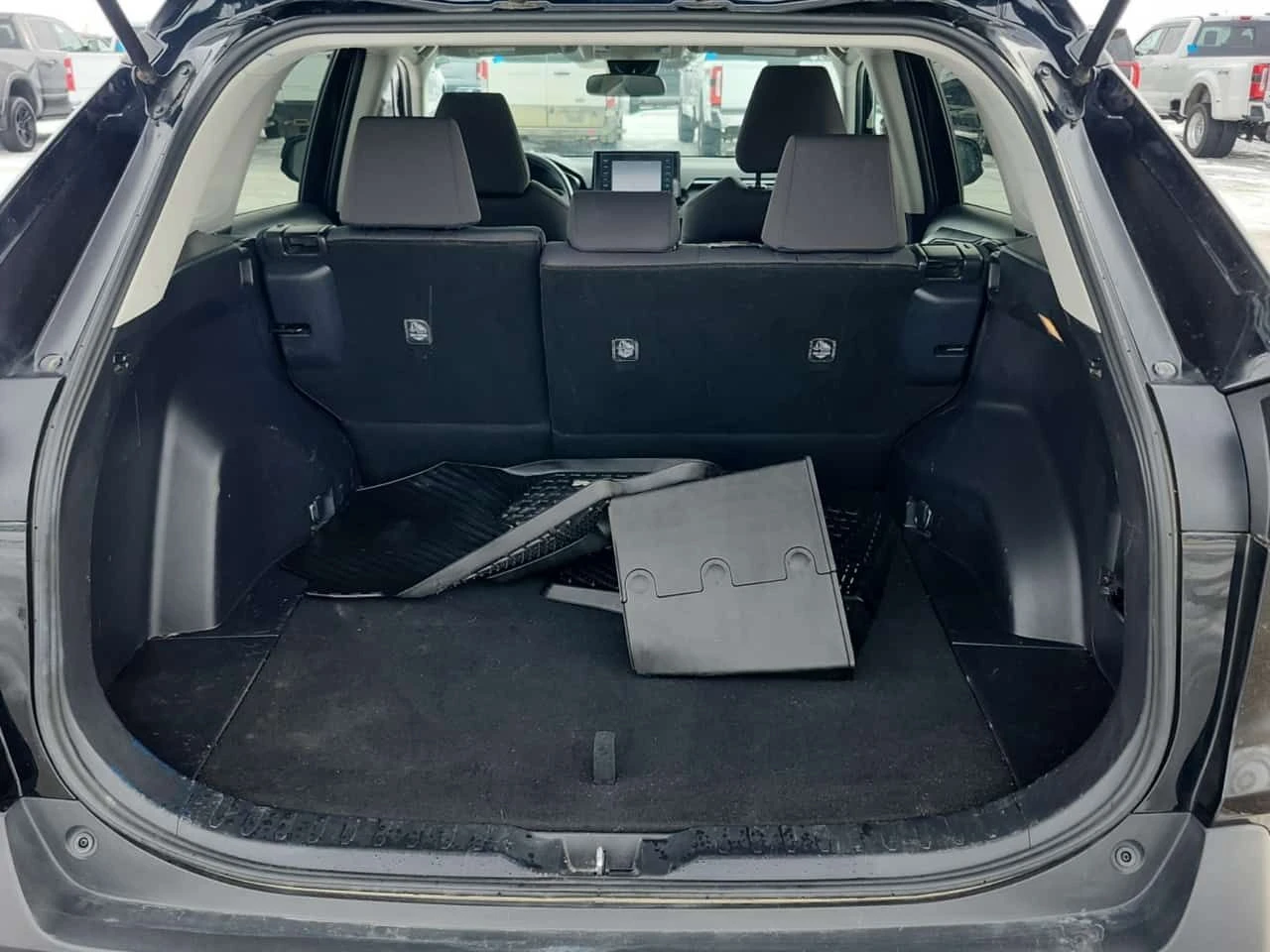 Toyota Rav4 * LE * CARFAX * DISTRONIC * ПОДГРЕВИ *  , снимка 13 - Автомобили и джипове - 53796887