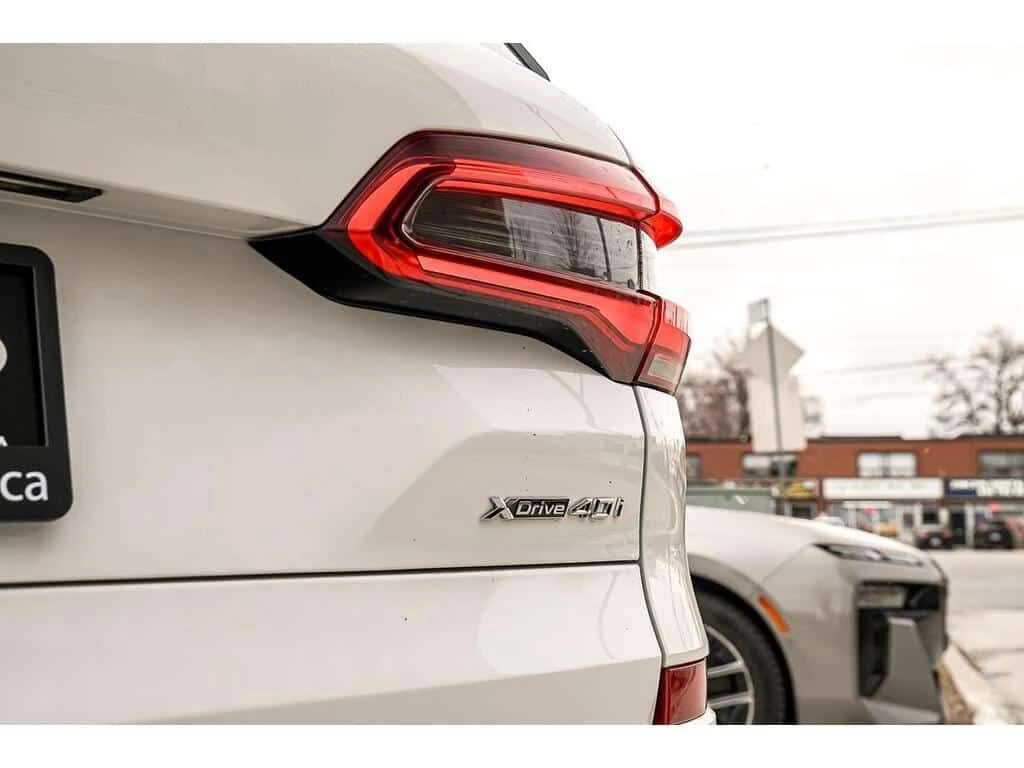 BMW X5 * xDrive40i | M SPORT | CLEAN CARFAX | PANO | NAVI, снимка 6 - Автомобили и джипове - 54114457