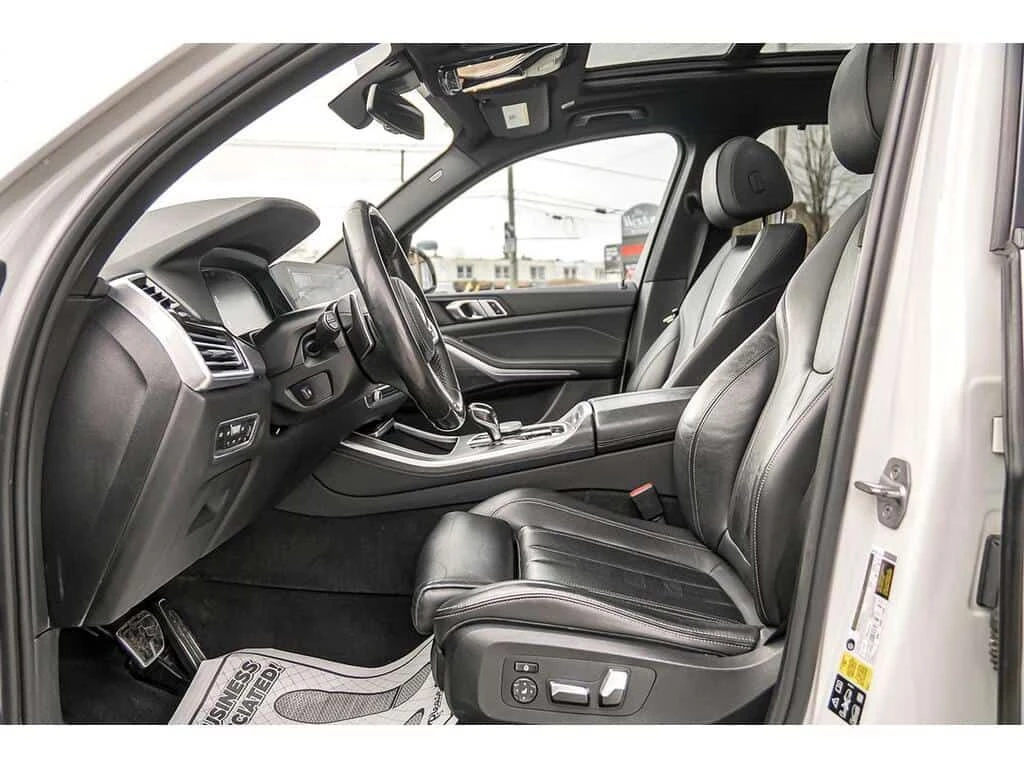 BMW X5 * xDrive40i | M SPORT | CLEAN CARFAX | PANO | NAVI, снимка 12 - Автомобили и джипове - 54114457