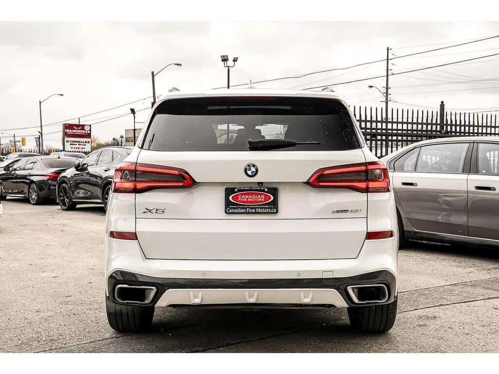 BMW X5 * xDrive40i | M SPORT | CLEAN CARFAX | PANO | NAVI, снимка 4 - Автомобили и джипове - 54114457