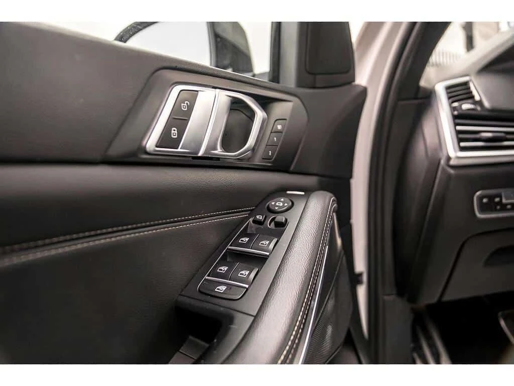 BMW X5 * xDrive40i | M SPORT | CLEAN CARFAX | PANO | NAVI, снимка 11 - Автомобили и джипове - 54114457