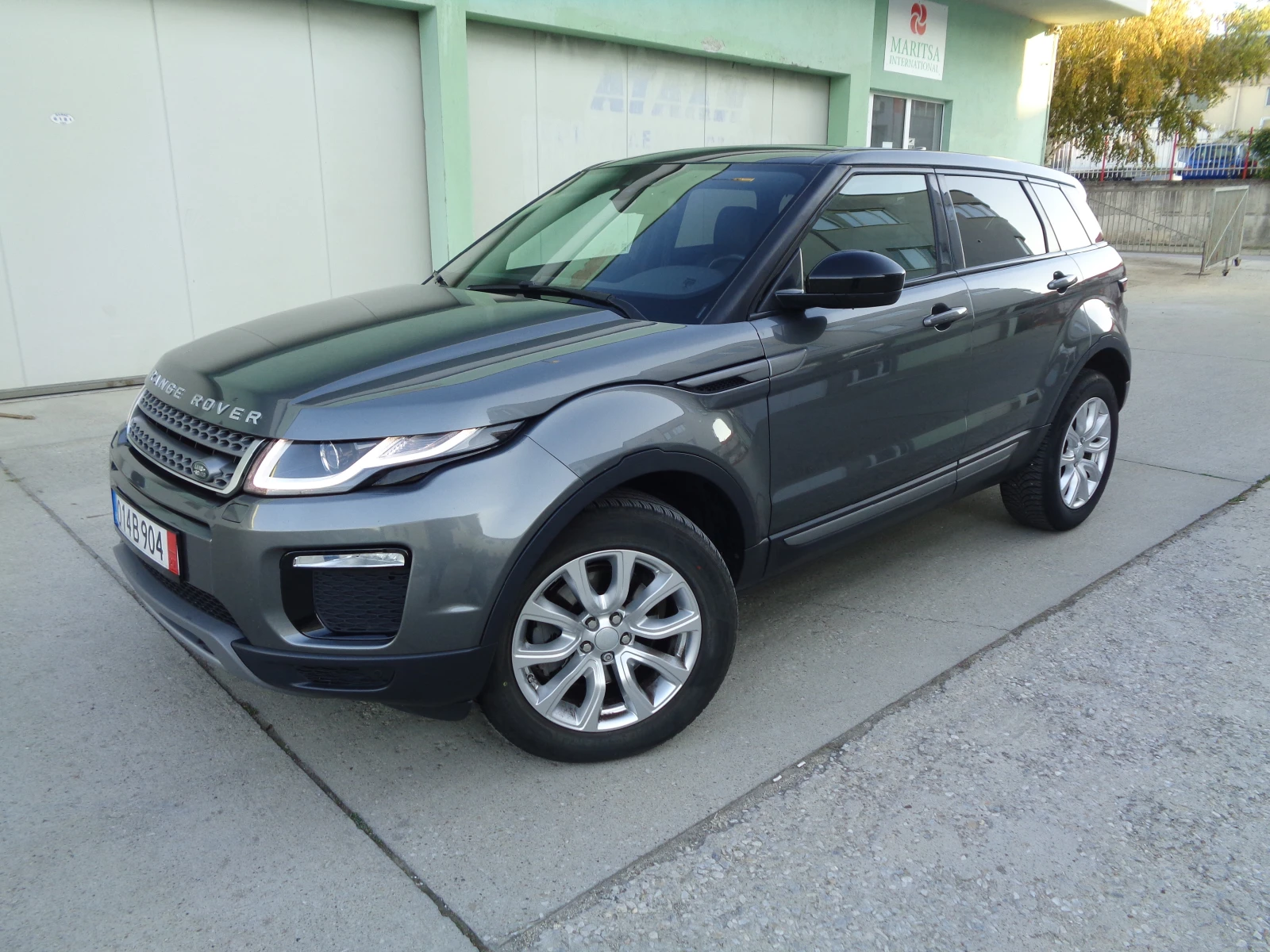 Land Rover Evoque 2.0D-E6-4X4-KOJA-NAVI-AVTOMAT-9G-BARTER-LIZING