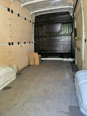 VW Crafter, снимка 2