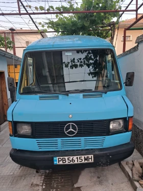     Mercedes-Benz 307