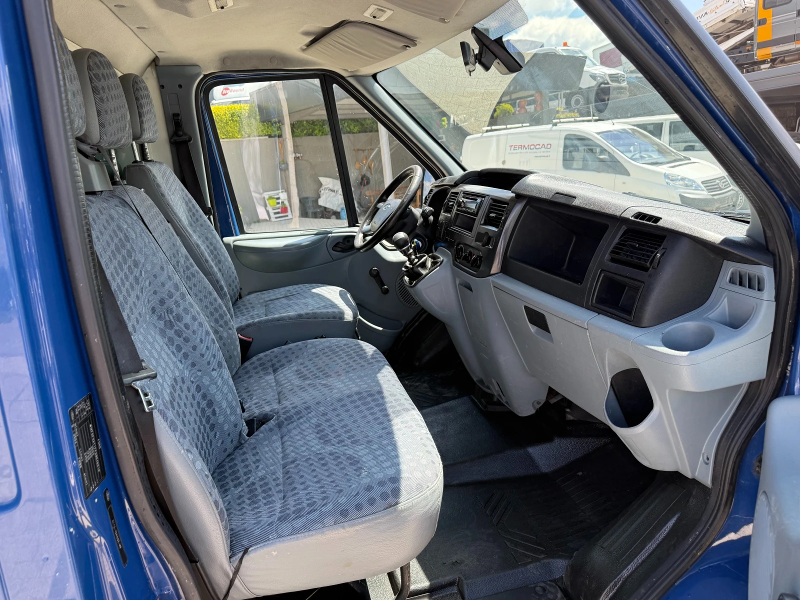 Ford Transit 2.4TDCI 3.5т. 3.60м. Клима Падащ борд  - изображение 10
