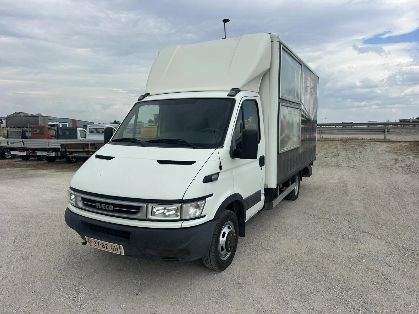 Iveco 4012 40c11, снимка 2 - Бусове и автобуси - 55170049