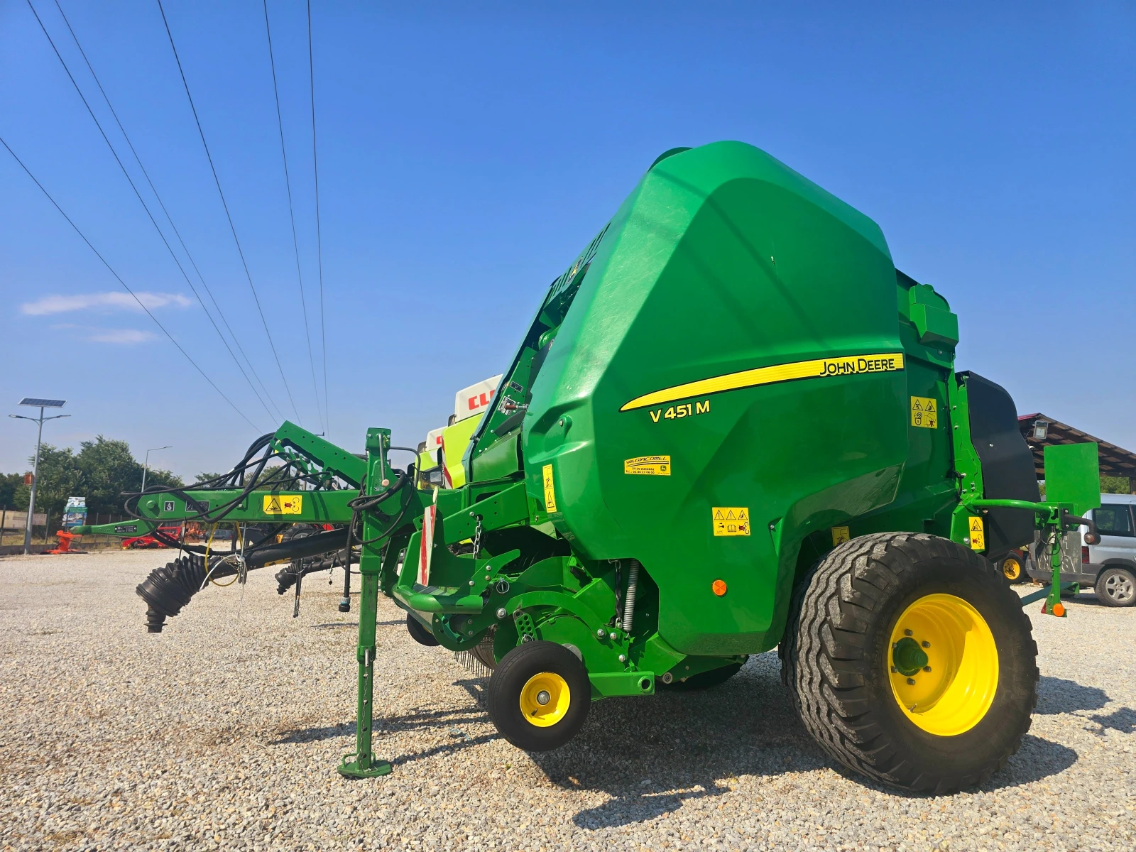 Балировачка John Deere V451M - изображение 3